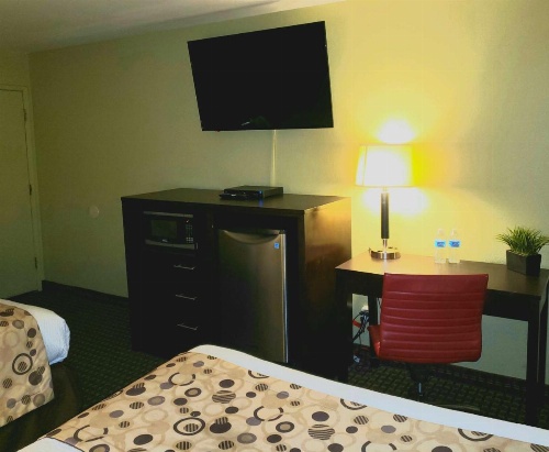SureStay Hotel by Best Western Vallejo Napa Valley image 5