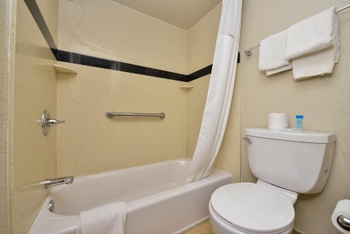SureStay Hotel by Best Western Vallejo Napa Valley image 14